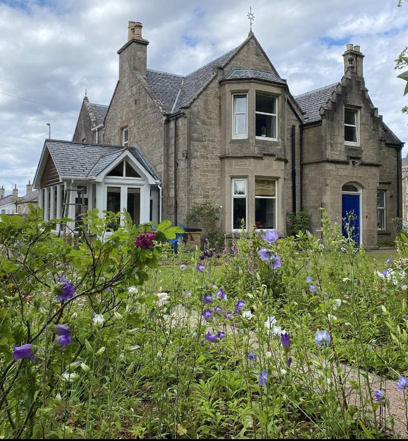 نايرن Glen Lyon Lodge Bed And Breakfast المظهر الخارجي الصورة