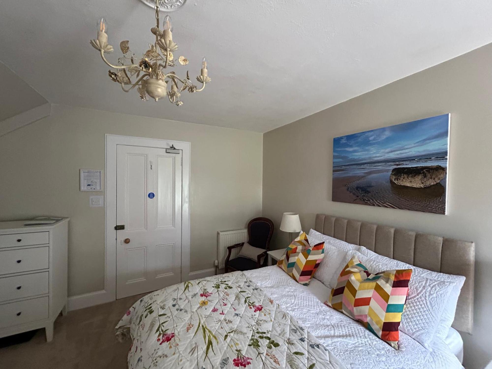 نايرن Glen Lyon Lodge Bed And Breakfast المظهر الخارجي الصورة